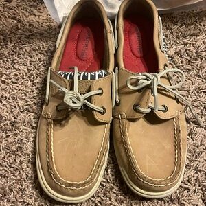 Sperry size 7